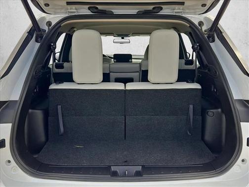 Silver 2024 Mitsubishi Outlander SEL 2.5 S-AWC