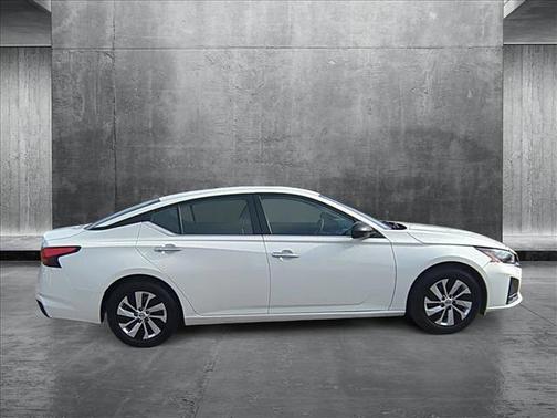 2024 Nissan Altima S FWD