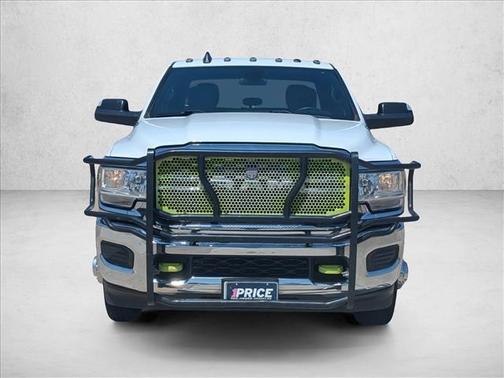 2022 RAM 3500 Big Horn Crew Cab 4x4 8' Box