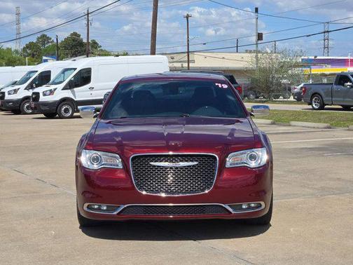 2019 Chrysler 300 Limited