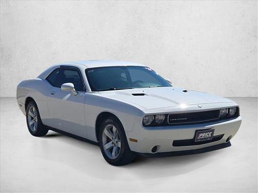 2010 Dodge Challenger SE