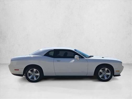 2010 Dodge Challenger SE
