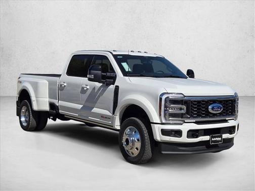 2026 Ford F-450 Platinum