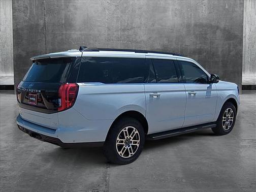 2025 Ford Expedition Max Active 4x2