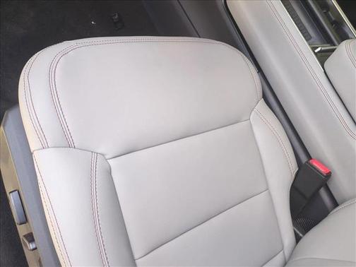 2025 Ford Expedition Max Active 4x2