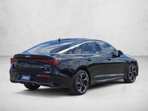 Aurora Black Pearl 2025 Kia K5 GT-Line