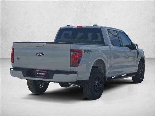 Avalanche 2026 Ford F-150 XLT