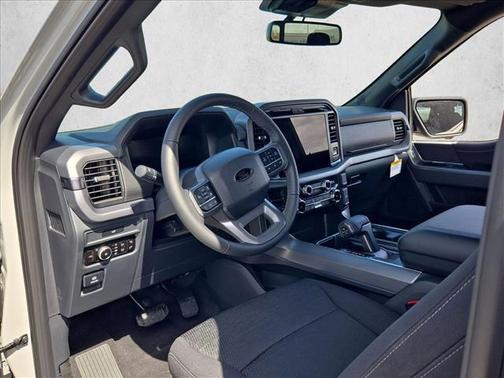 Avalanche 2026 Ford F-150 XLT