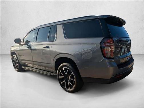 2021 Chevrolet Suburban RST