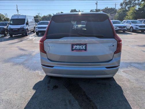 2024 Volvo XC90 B5 Plus Bright Theme