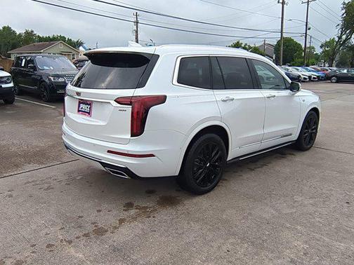 2024 Cadillac XT6 Premium Luxury FWD