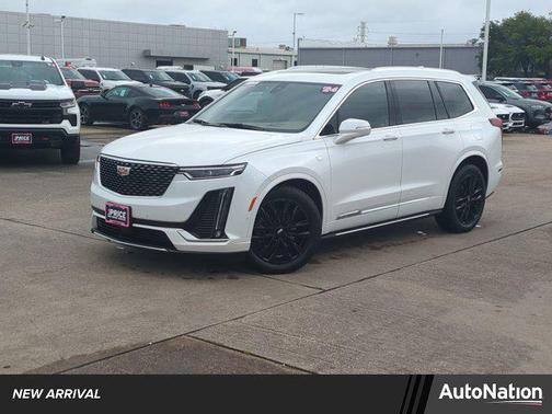 2024 Cadillac XT6 Premium Luxury FWD