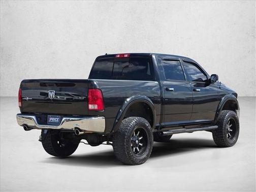 Brilliant Black Crystal Pearlcoat 2017 RAM 1500 Lone Star