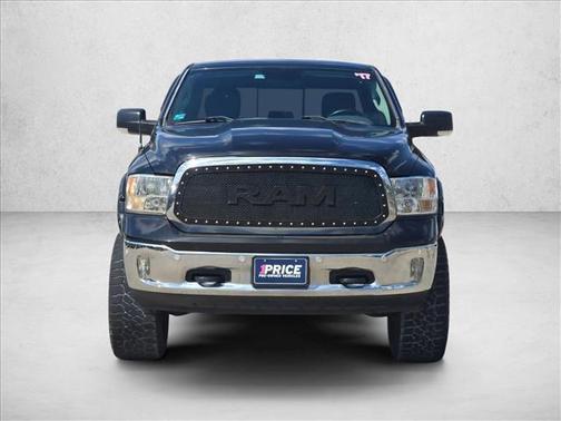 Brilliant Black Crystal Pearlcoat 2017 RAM 1500 Lone Star