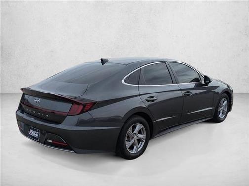 2022 Hyundai SONATA SE