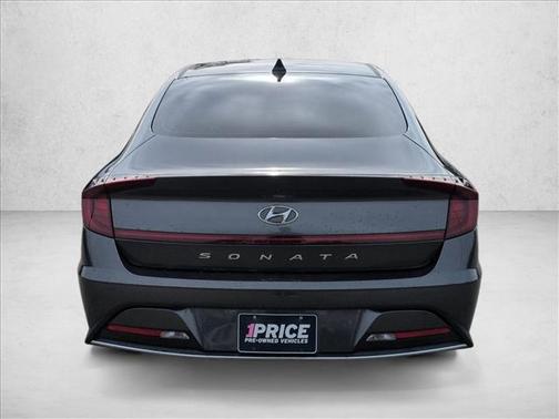 2022 Hyundai SONATA SE