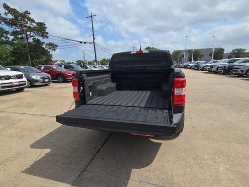 Shadow Black 2024 Ford Maverick XL