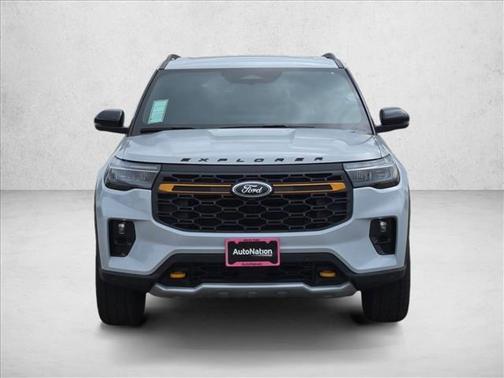 Space White Metallic 2026 Ford Explorer Tremor