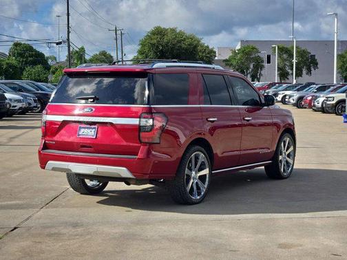 Ruby Red Metallic Tinted Clearcoat 2018 Ford Expedition Platinum