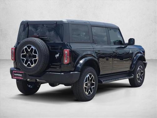 Shadow Black 2026 Ford Bronco Outer Banks