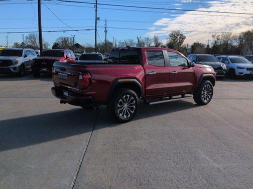 2025 GMC Canyon Denali