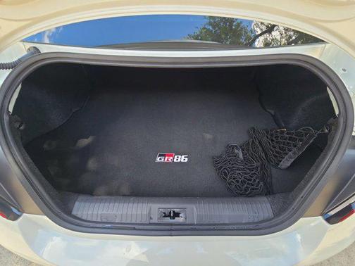 Halo 2025 Toyota GR86 Premium