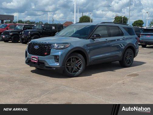 2025 Ford Explorer ST