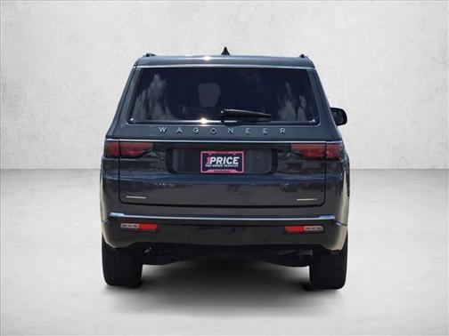 Baltic Gray Metallic Clearcoat 2022 Jeep Wagoneer Series III 4x4