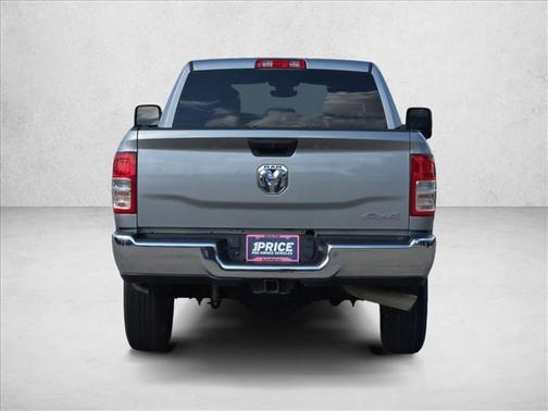 Billet Silver Metallic Clearcoat 2024 RAM 3500 Big Horn Crew Cab 4x4 6'4' Box
