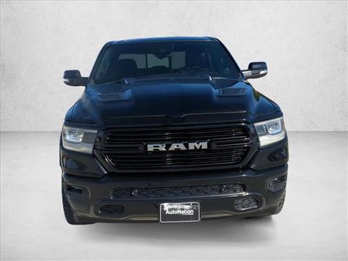 Diamond Black Crystal Pearlcoat 2021 RAM 1500 Laramie