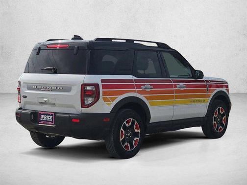 Oxford White 2025 Ford Bronco Sport Free Wheeling