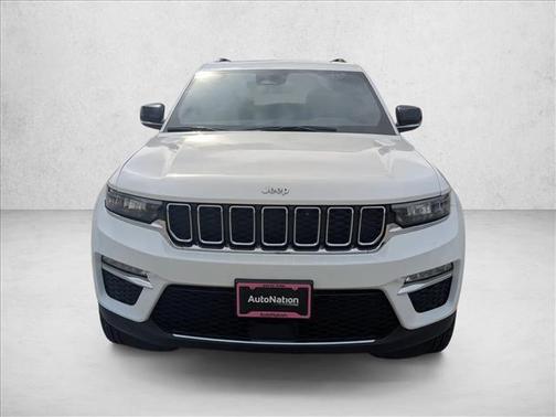 Bright White Clearcoat 2025 Jeep Grand Cherokee Limited