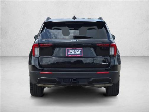 Agate Black Metallic 2025 Ford Explorer ST-Line