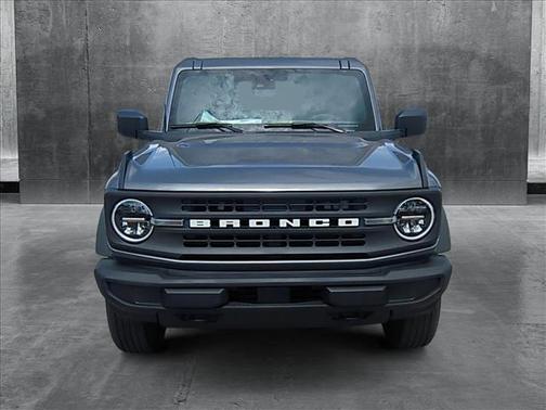 2025 Ford Bronco Base 4 Door 4x4