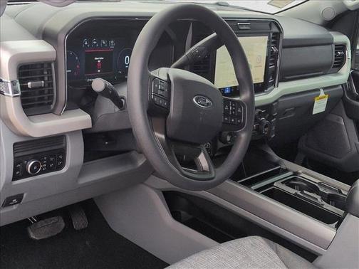 Agate Black Metallic 2026 Ford F-250 XLT