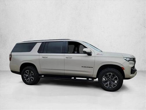 Empire Beige Metallic 2022 Chevrolet Suburban 4WD Z71