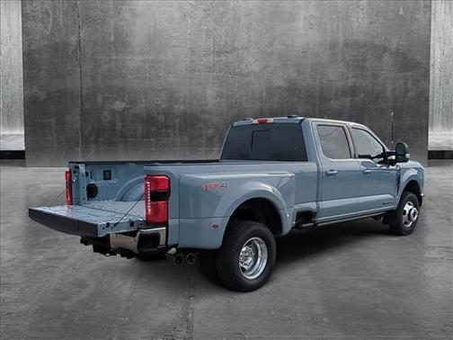2025 Ford F-350 Lariat