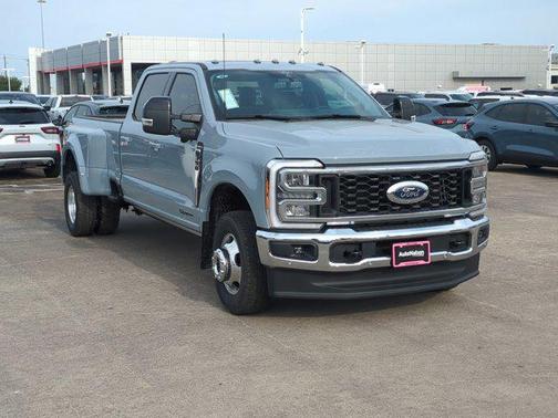 2025 Ford F-350 Lariat
