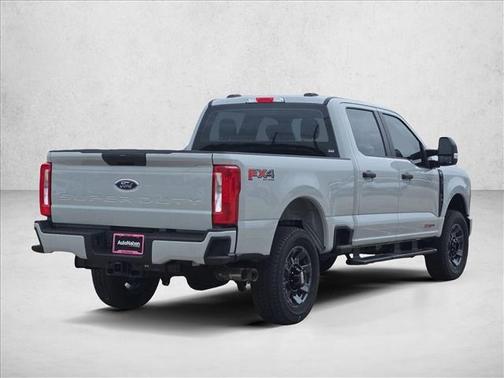 Avalanche 2026 Ford F-250 XL
