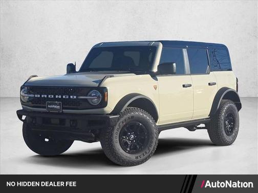 Desert Sand 2026 Ford Bronco Badlands