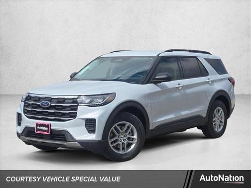 Space White Metallic 2026 Ford Explorer Active w/200A Pkg