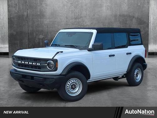 2025 Ford Bronco Base 4 Door 4x4