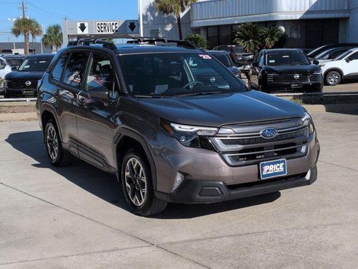 2025 Subaru Forester Premium