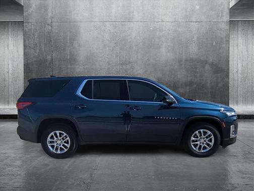 2022 Chevrolet Traverse LS