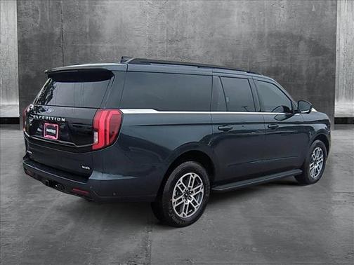 2025 Ford Expedition Max Active 4x2