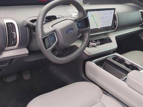 2025 Ford Expedition Max Active 4x2