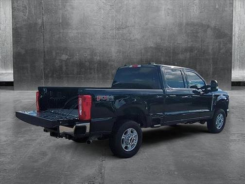 2025 Ford F-250 XLT