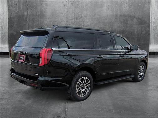 2025 Ford Expedition Max Active 4x2