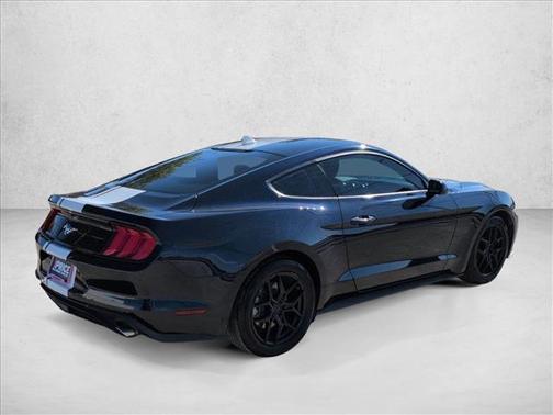 2021 Ford Mustang EcoBoost