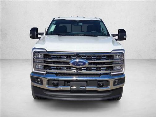 Star White Metallic Tri-Coat 2026 Ford F-250 Lariat